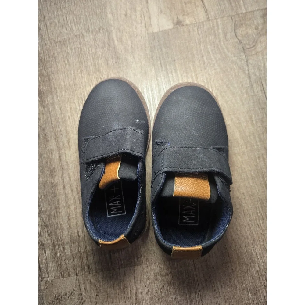 Max + Jack Kids Black Dress Shoes‎ Size 5